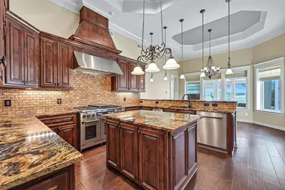 1301 Harbor View Drive, Galveston, TX 77550 - Photo 21