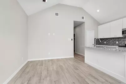 16706 E Hammon, Montgomery, TX 77316 - Photo 3