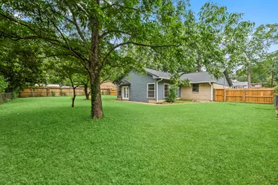 209 Summit Drive, Conroe, TX 77303 - Photo 9