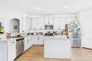 201 Rd 6618, Dayton, TX 77535 - Photo 11