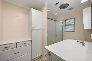 127 Oakwood Dr, Spring, TX 77386 - Photo 21