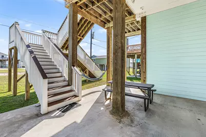 12922 Buccaneer Parkway, Freeport, TX 77541 - Photo 5