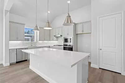 630 Running Iron Lane, Magnolia, TX 77354 - Photo 17