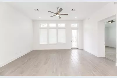 7819 Cattail Shallows Lane, Katy, TX 77493 - Photo 9