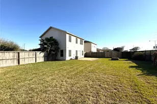 2503 Marlin Dr, Texas City, TX 77591 - Photo 5