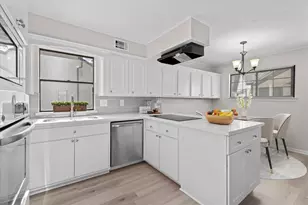 16015 Southampton Dr, Spring, TX 77379 - Photo 13