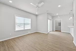 1326 Prairie Dr, Bryan, TX 77803 - Photo 9