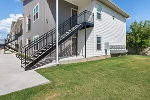 1326 Prairie Dr, Bryan, TX 77803 - Photo 7