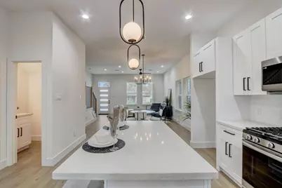 1207 Dewalt Street, Houston, TX 77088 - Photo 7