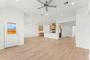 11820 Whirlaway Dr, Willis, TX 77318 - Photo 13