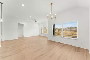 11820 Whirlaway Dr, Willis, TX 77318 - Photo 9