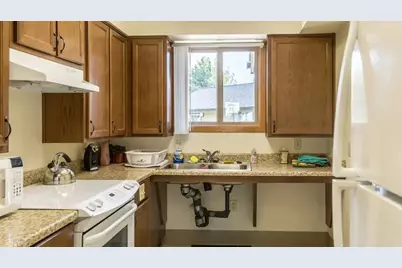 220 Holiday Ln, Other, OR 97540 - Photo 7