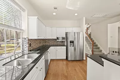 47 S Bristol Oak Circle, The Woodlands, TX 77382 - Photo 11