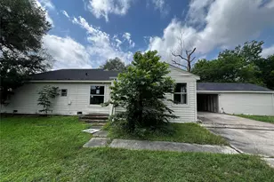 1805 E North St, Victoria, TX 77901 - Photo 1
