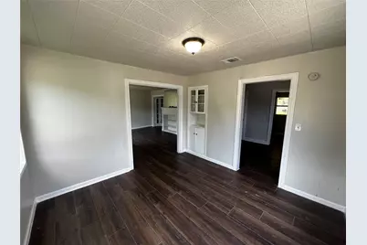 1805 E North Street, Victoria, TX 77901 - Photo 7