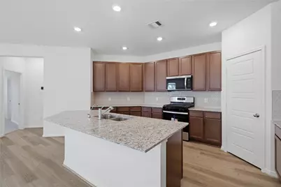 6602 Lenwood Lane, Rosharon, TX 77583 - Photo 11