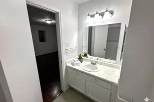 9303 Kingsflower Cir, Houston, TX 77075 - Photo 5