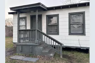 121 S Willow Street, Texas City, TX 77591 - Photo 3