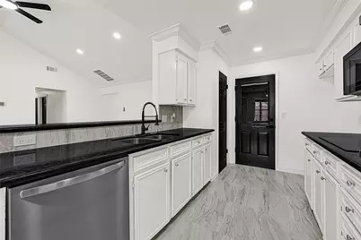 4102 Townes Forest Road, Friendswood, TX 77546 - Photo 13