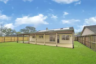 4102 Townes Forest Rd, Friendswood, TX 77546 - Photo 45