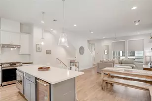 2781 Clinton Dr, Houston, TX 77020 - Photo 3