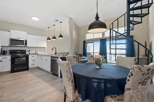 162 April Point Dr S, Conroe, TX 77356 - Photo 5