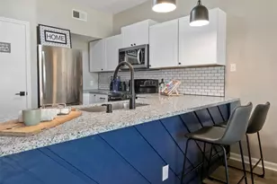 162 April Point Dr S, Conroe, TX 77356 - Photo 9