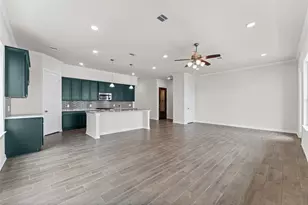 37 Armand Shore Dr, Pasadena, TX 77058 - Photo 11
