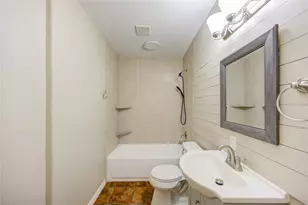 6729 Barney Rd, Houston, TX 77092 - Photo 21