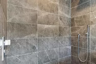 823 Aurora St, Houston, TX 77009 - Photo 17