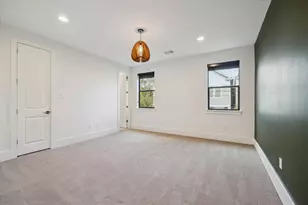 823 Aurora St, Houston, TX 77009 - Photo 19