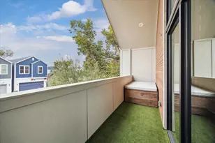 823 Aurora St, Houston, TX 77009 - Photo 11