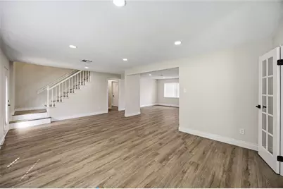 5702 Old Lodge Drive, Houston, TX 77066 - Photo 7