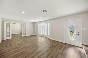 5702 Old Lodge Dr, Houston, TX 77066 - Photo 5