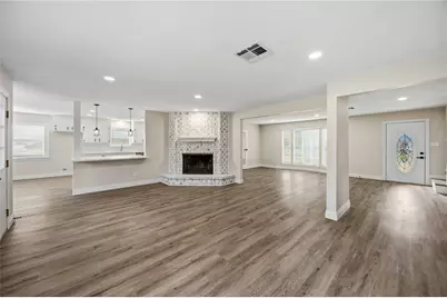5702 Old Lodge Drive, Houston, TX 77066 - Photo 9