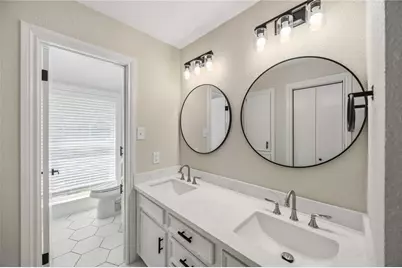 5702 Old Lodge Drive, Houston, TX 77066 - Photo 23