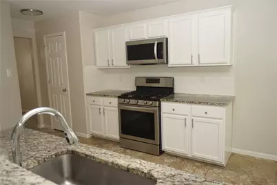 2434 Ranch Hollow Court, Katy, TX 77494 - Photo 5