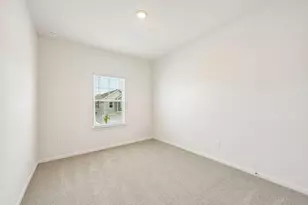 6323 Sapphire Ocean Dr, Houston, TX 77092 - Photo 5