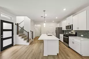6323 Sapphire Ocean Dr, Houston, TX 77092 - Photo 7