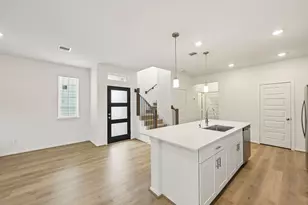 6323 Sapphire Ocean Dr, Houston, TX 77092 - Photo 13