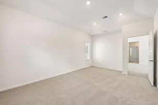 6323 Sapphire Ocean Dr, Houston, TX 77092 - Photo 27