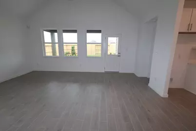 564 Day Station Drive, Dayton, TX 77535 - Photo 7
