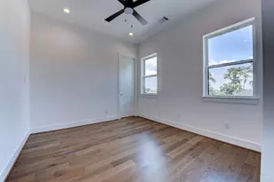 7120 Gary St, Houston, TX 77055 - Photo 25