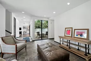 2019 McClendon St, Houston, TX 77030 - Photo 9
