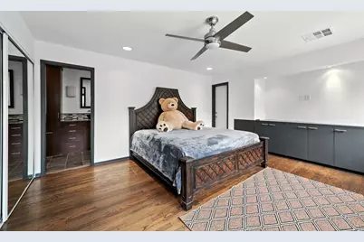 2019 McClendon Street, Houston, TX 77030 - Photo 19