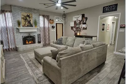 213 Trailride Road, Angleton, TX 77515 - Photo 7