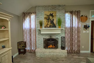 213 Trailride Road, Angleton, TX 77515 - Photo 3