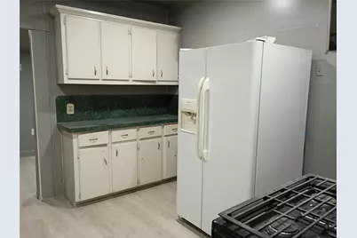 7815 Dayton Street, Houston, TX 77012 - Photo 9