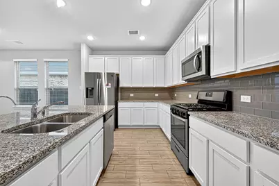 31418 Whitfield Court, Fulshear, TX 77441 - Photo 7