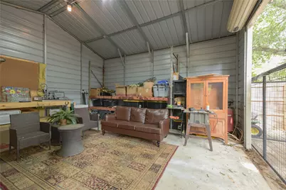 602 W Buck Street, Caldwell, TX 77836 - Photo 19
